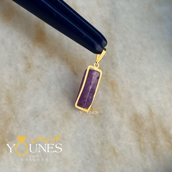 آویز طلا سنگ آمیتیست رگه دار